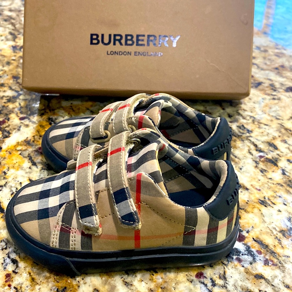 Toddler Burberry shoes